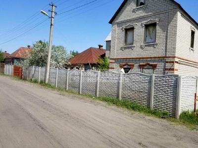 будинок за адресою смт. Безлюдівка, Полунична вул.