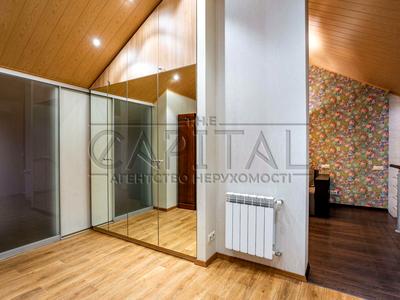 квартира за адресою Регенераторна вул., 4 к11