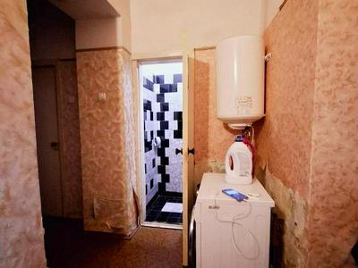 комерційна за адресою Січових Стрільців вул. (Артема), 81