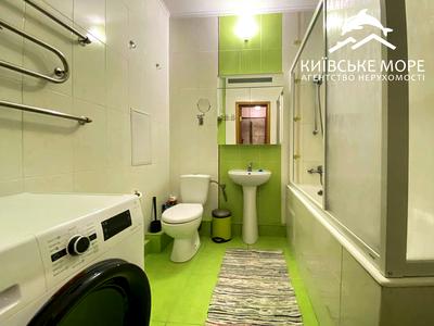 квартира за адресою Воскресенська вул., 12-В