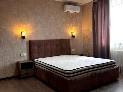 квартира за адресою Дмитра Павличка вул., 33