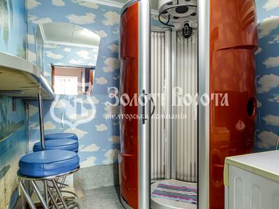 комерційна за адресою Новодарницька вул., 6