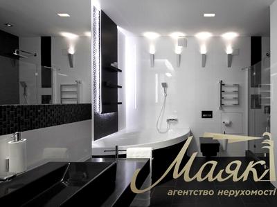 квартира по адресу Раисы Окипной ул., 18