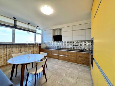 квартира за адресою Любомира Гузара просп. (Космонавта Комарова), 46-Б