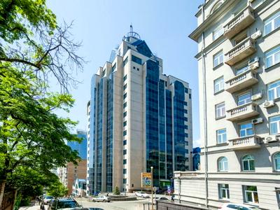 комерційна за адресою Шовковична вул., 42-44