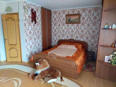 квартира по адресу Мазепы, 20