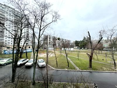 квартира за адресою Братиславська вул., 20