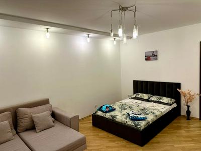 квартира за адресою Юнаківа, 8