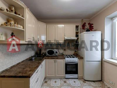 квартира за адресою Оноре де Бальзака вул., 54/21