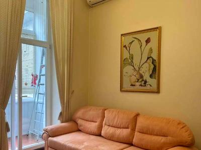 квартира за адресою Богдана Хмельницького вул., 10