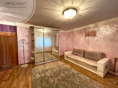 квартира за адресою Воскресенська вул., 13б