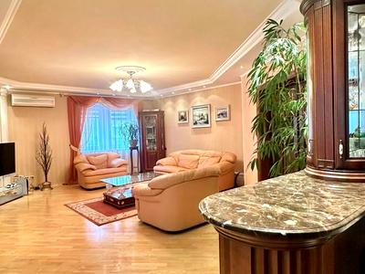 квартира за адресою Михайла Котельникова вул., 33