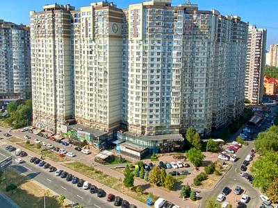 квартира за адресою Анни Ахматової вул., 31