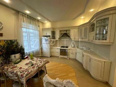 квартира за адресою Шовковична вул., 32/34