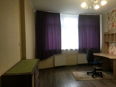 квартира за адресою Ревуцького вул., 7-В