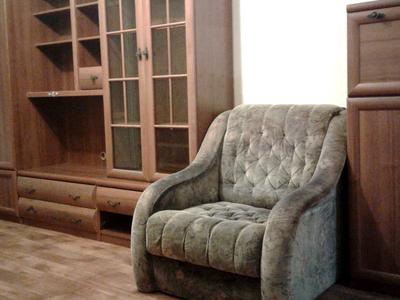 квартира за адресою Автозаводська вул., 93