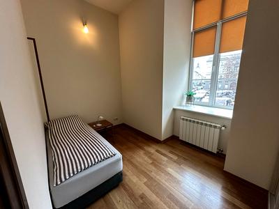 квартира за адресою Театральна вул., 23