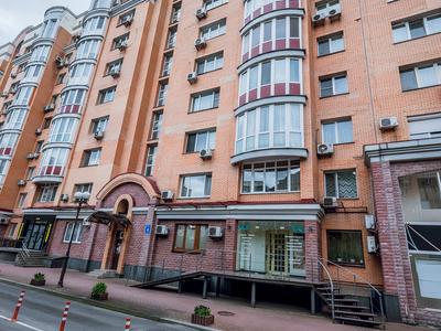 комерційна за адресою Володимира Івасюка просп. (Героїв Сталінграду), 4