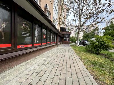 коммерческая по адресу Соломии Крушельницкой ул., 15-В