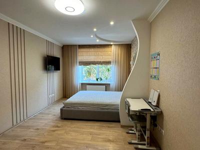 квартира за адресою Університетська вул., 2/1