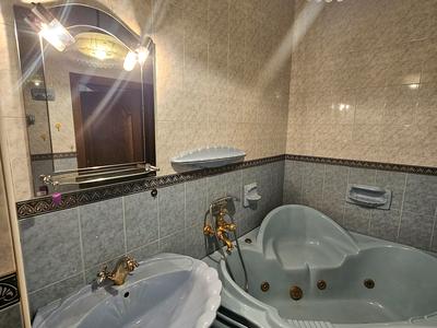 квартира за адресою Дмитра Яворницького просп. (Карла Маркса), 90