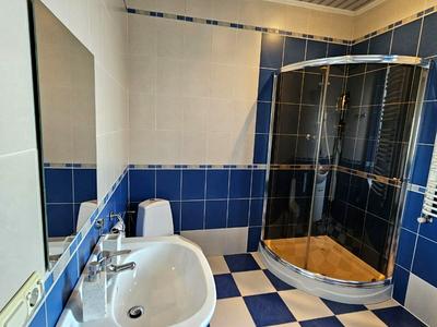 будинок за адресою Повстанців вул., 118