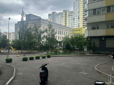 квартира за адресою Драгоманова вул., 6/1