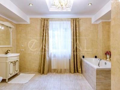 дом по адресу Столичное шоссе, 215