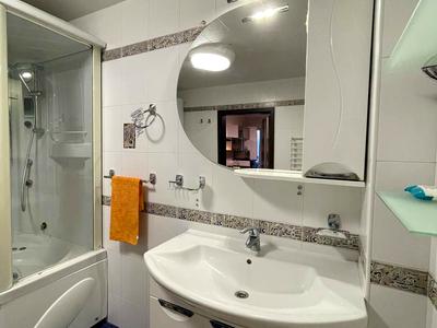 квартира по адресу Генерала Петрова ул., 49