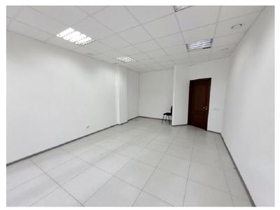 комерційна за адресою Тараса Шевченка бульв., 3