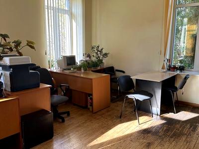 коммерческая по адресу Стратегическое шоссе (Науки), 16