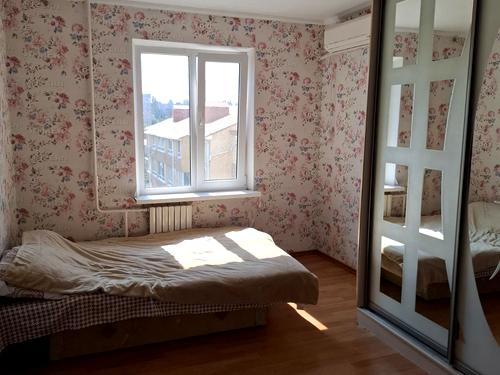 квартира за адресою Жоліо Кюрі вул., 60