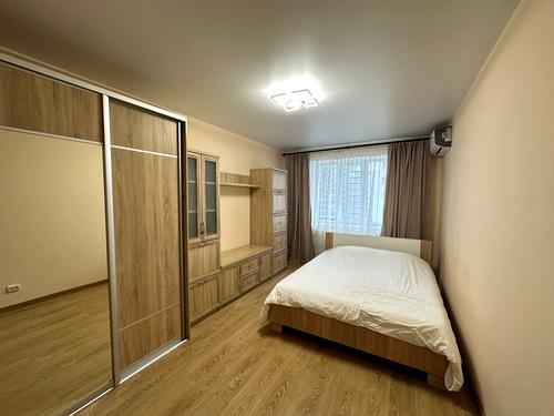 квартира за адресою Височана вул., 18