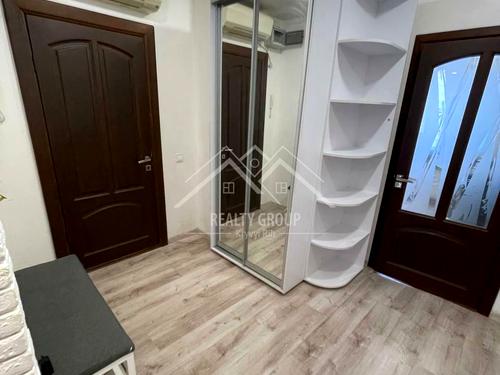 квартира за адресою Кропивницького вул., 44