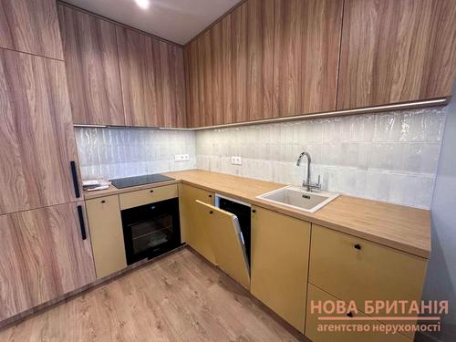 квартира за адресою Михайла Максимовича вул. (Онуфрія Трутенка), 24-В
