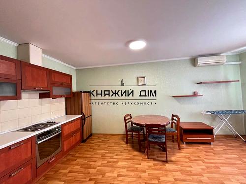 квартира по адресу Миколы Бажана просп., 12