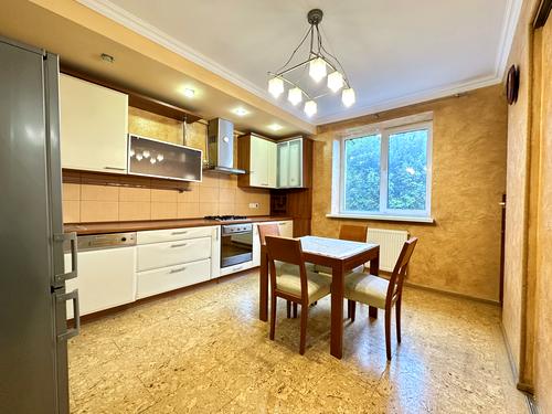 квартира за адресою Петра Калнишевського вул., 12
