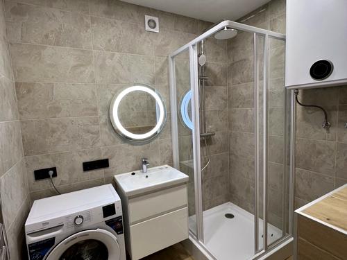 квартира за адресою Олени Теліги вул., 25