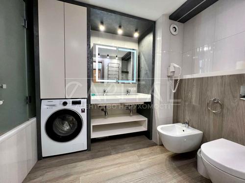 квартира за адресою Регенераторна вул., 4