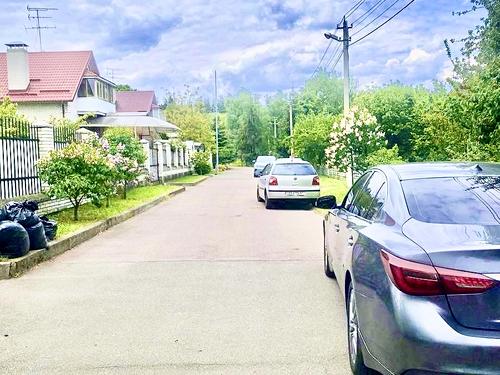 будинок за адресою Приозерна вул.