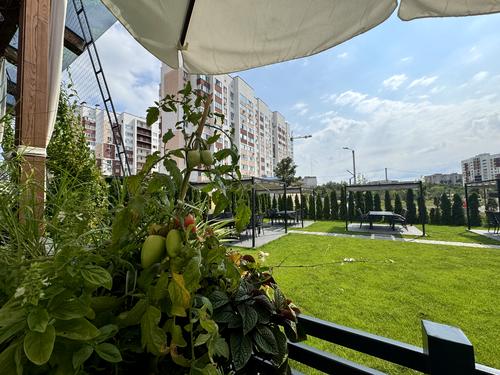 квартира за адресою Машинобудівників, 27