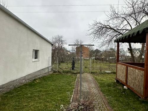 будинок за адресою Центральна, 5