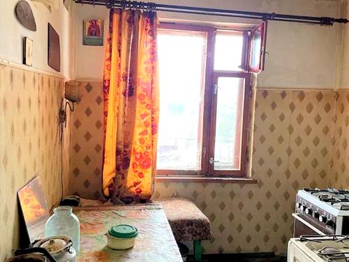 квартира за адресою Прилуцька вул., 12
