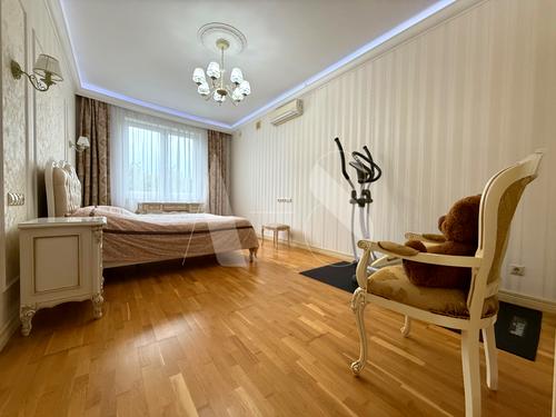 квартира за адресою Таджицька вул., 1