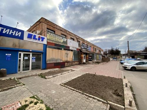 комерційна за адресою Вільної Ічкерії вул. (Волгоградська), 4