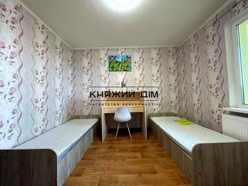 квартира по адресу Академика Глушкова просп., 9-Є
