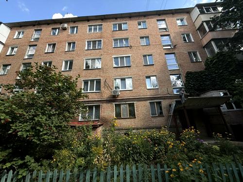 квартира за адресою Івана Нечуя-Левицького вул., 24