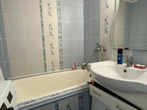 квартира за адресою Рятувальників вул., 33