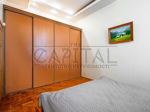 квартира за адресою Рейтарська вул., 20/24