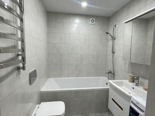 квартира за адресою Залізнична вул., 9